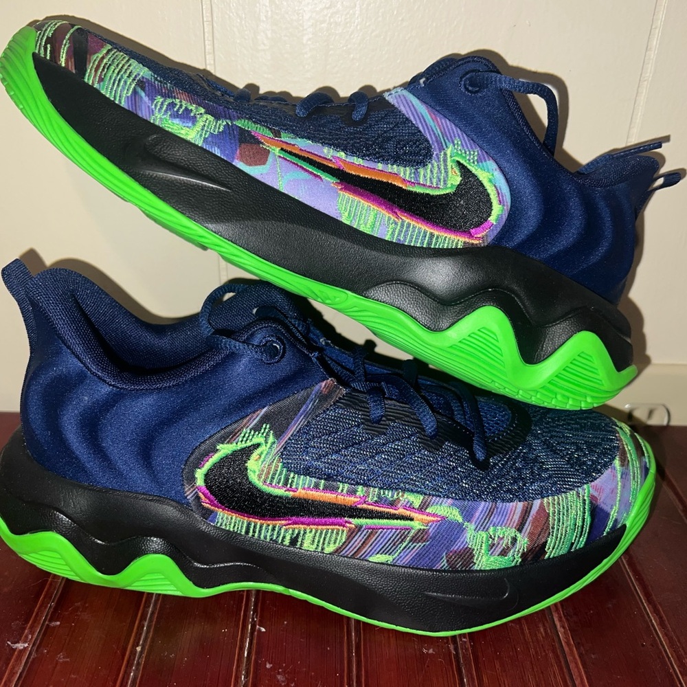 Nike Giannis Immorality Sneakers - 7Y